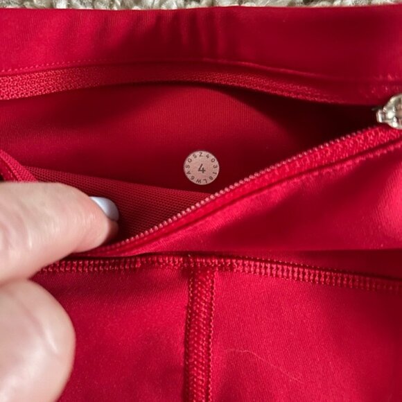 Lululemon fast and free high rise 19” capri size 4. Perfect condition! - Picture 3 of 5